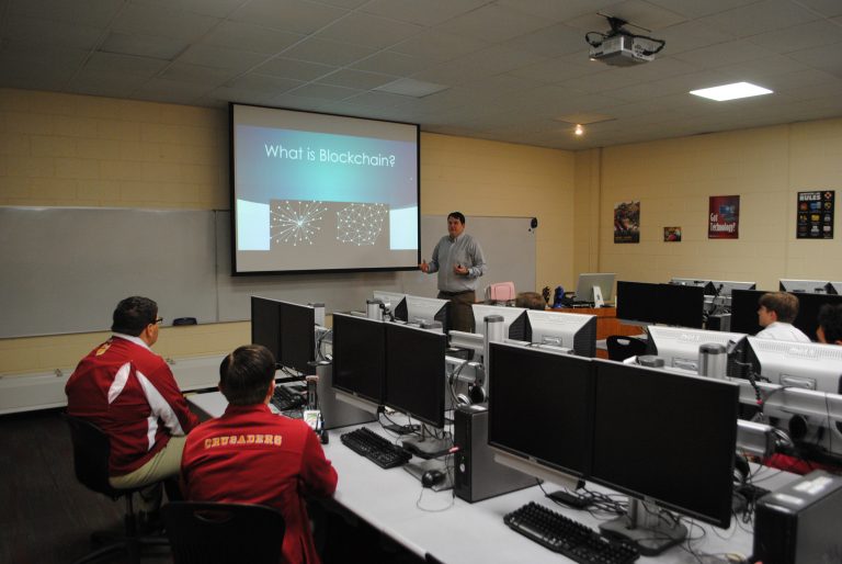 Visiting Technologist Benjamin Leff ‘05 Explains Blockchain and Cryptocurrency