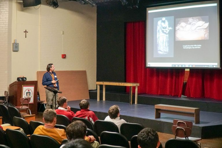 Professor Wayne Rupp ‘92 Presents a ‘Classical World’ to Crusader Art Students