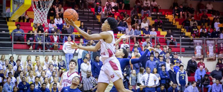 Crusader Basketball Advances to Semifinals Against Scotlandville