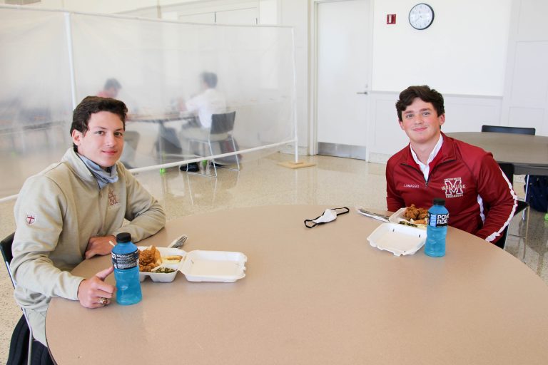 Class of 2021 Concludes First Quarter with Senior Lunch