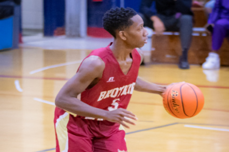 NOLA.com: Marvin Jones ’22 Gives Brother Martin Lift Off Bench in Win