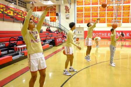 Brother Martin Basketball Team Scorches Through the State On a Hot Streak