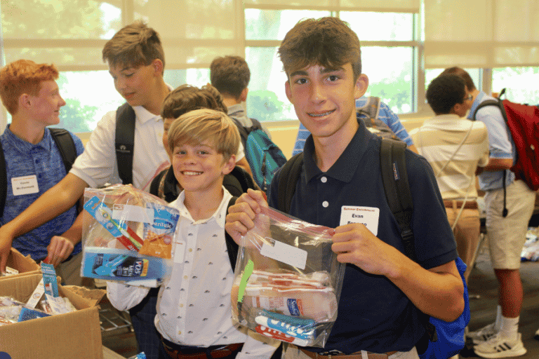 Incoming Crusaders Enrich the Lives of Others Through Service