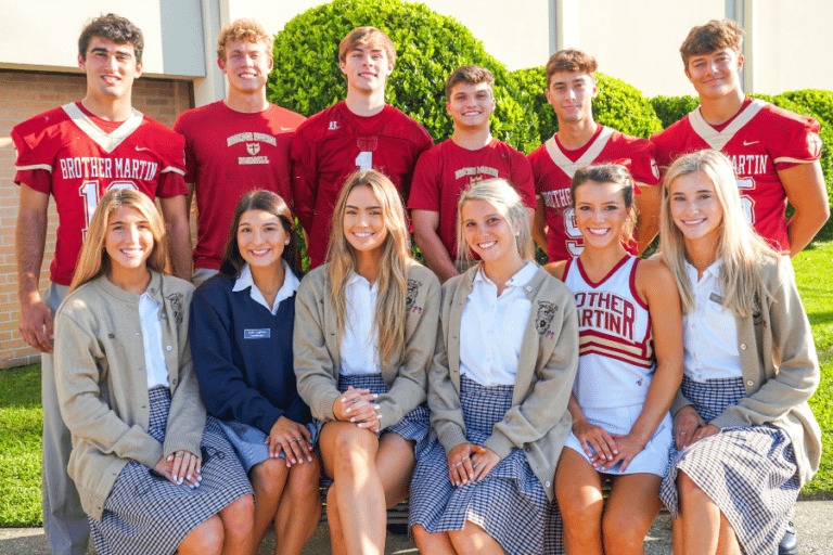 Submit Your Nomination for 2022 Homecoming Court!