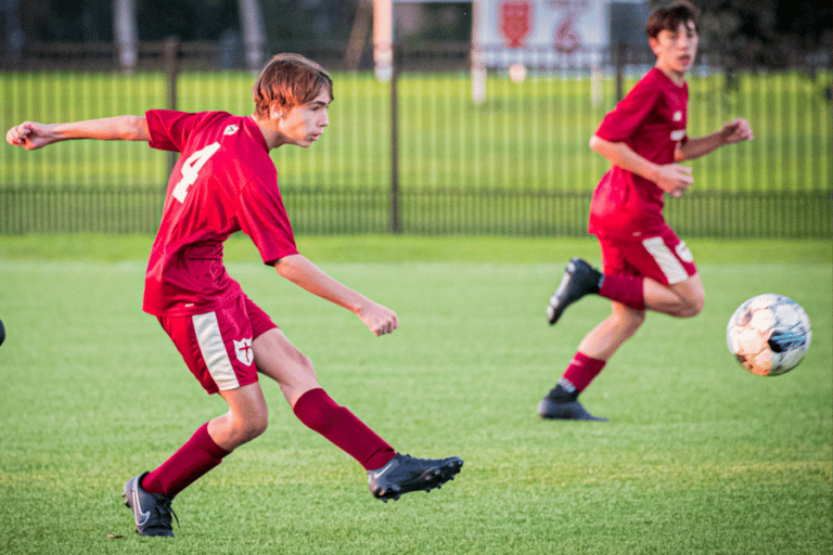 Brother Martin Soccer Rolls Over the Competition!